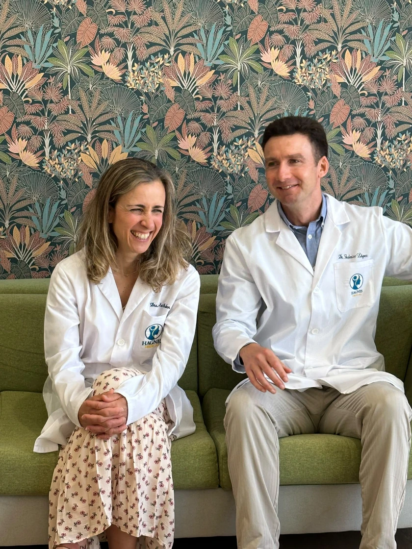 La Dra. de la Orden y el Dr. López entre toma y toma, HAGNES Medical
